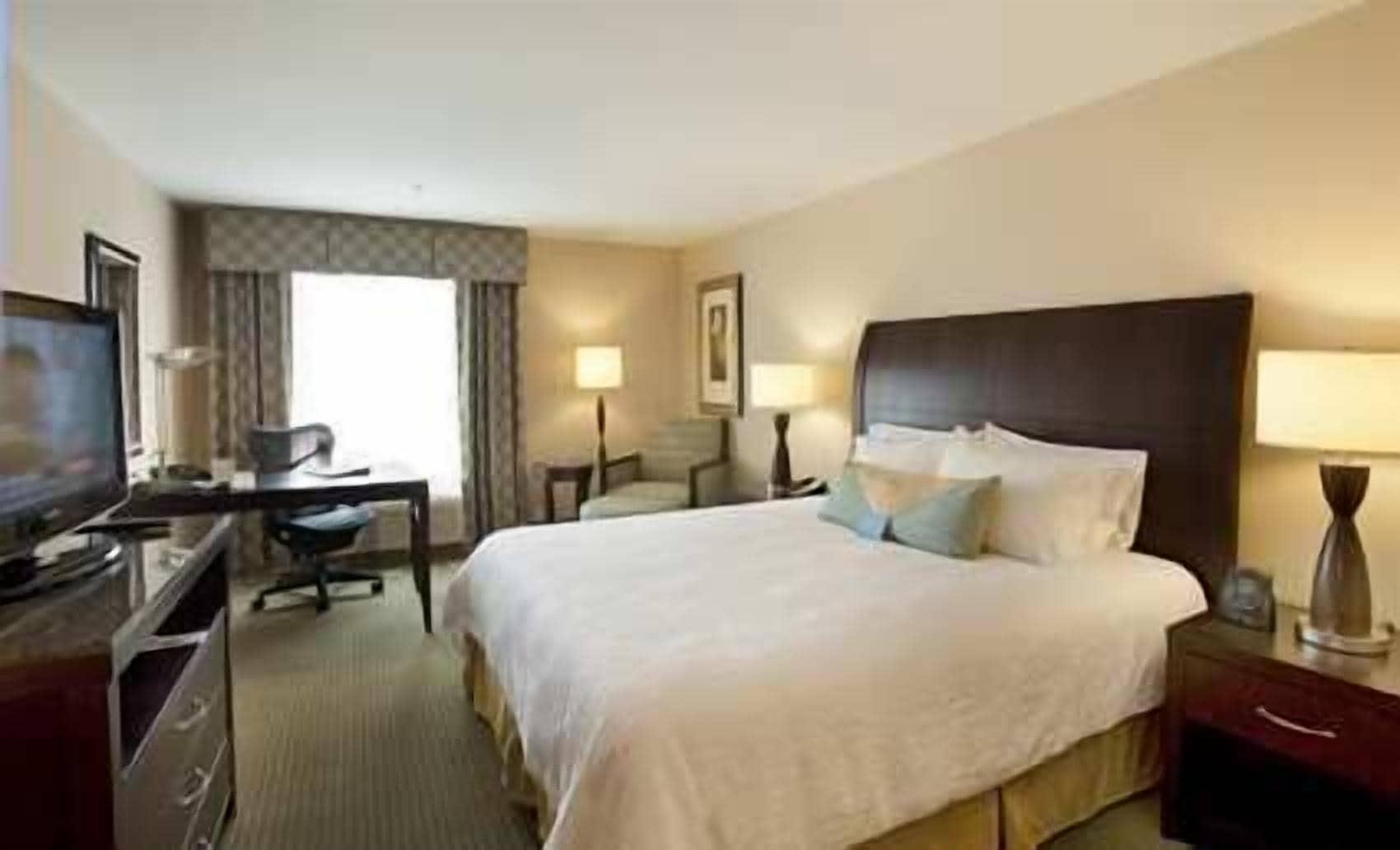 Hilton Garden Inn By Hilton Mount Laurel Bagian luar foto