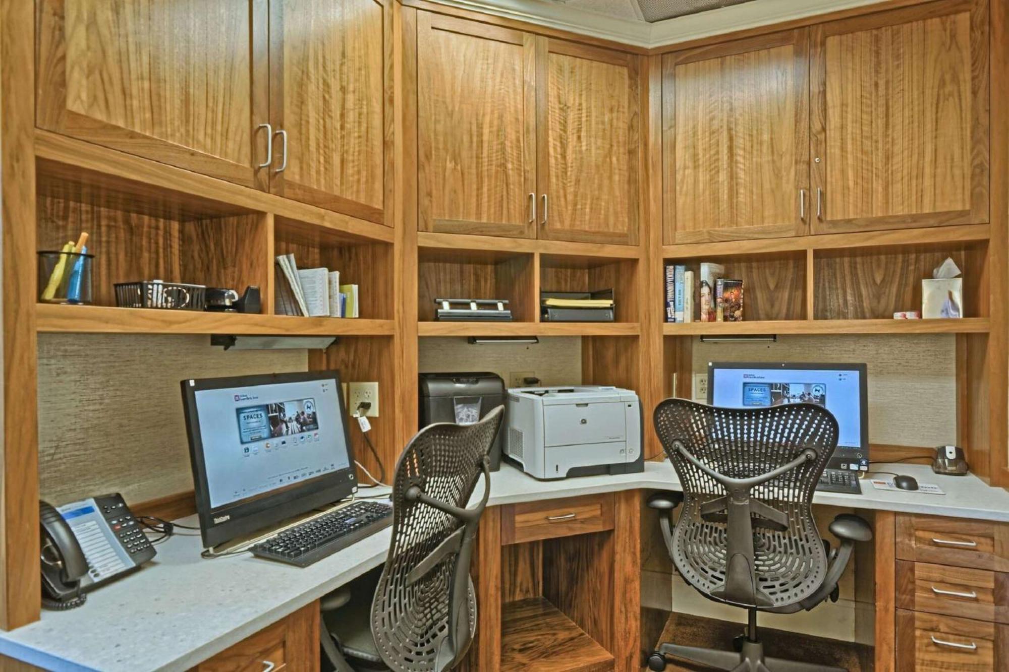Hilton Garden Inn By Hilton Mount Laurel Bagian luar foto