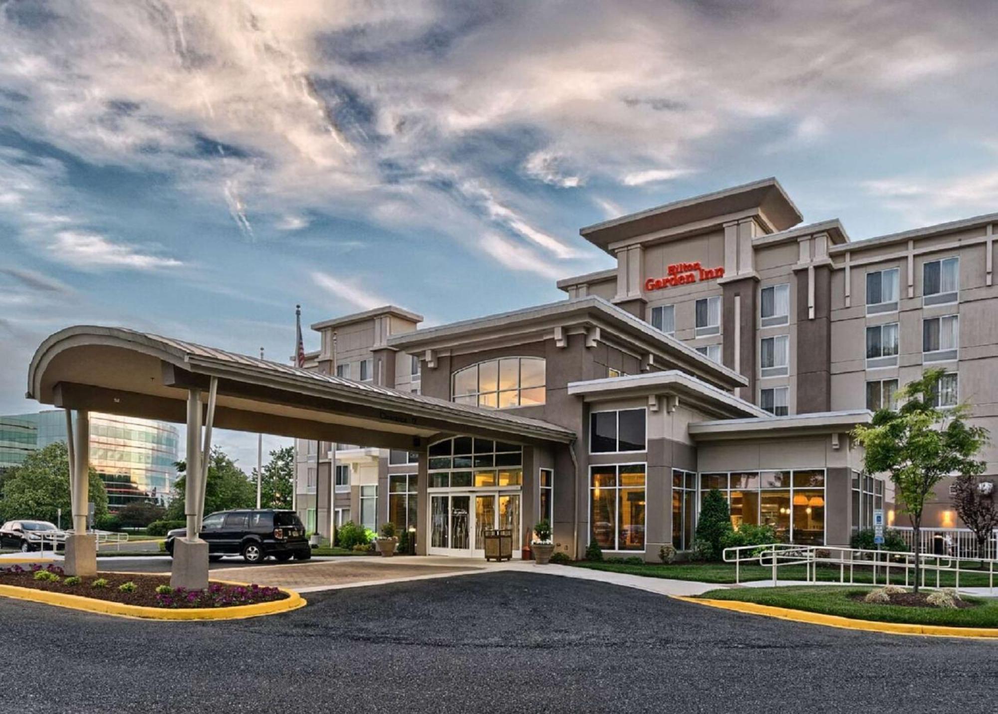 Hilton Garden Inn By Hilton Mount Laurel Bagian luar foto